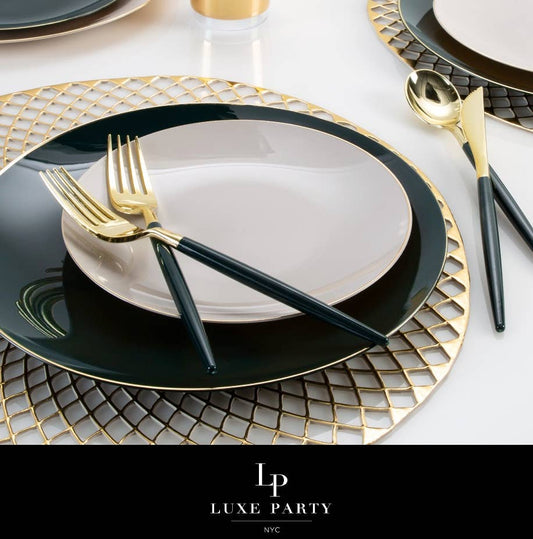 Emerald Green & Gold Plastic Forks 32 Pieces - Premium Silverware for Weddings & Parties | EnFete Party