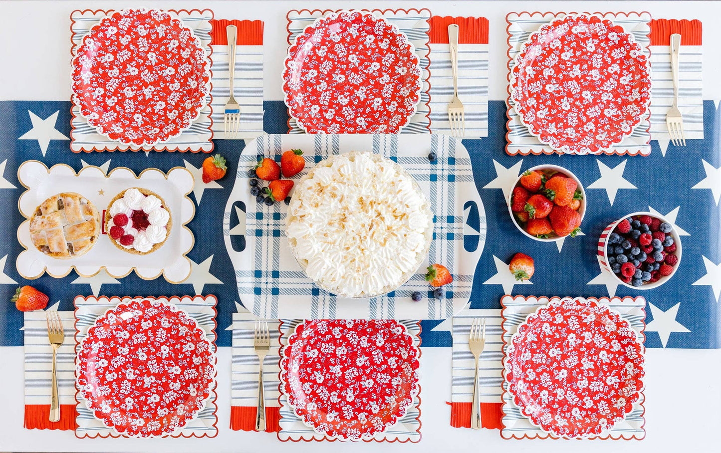 Blue Stripe Scalloped Dinner Napkins with Red Fringe – Americana Party Napkins | EnFete Party