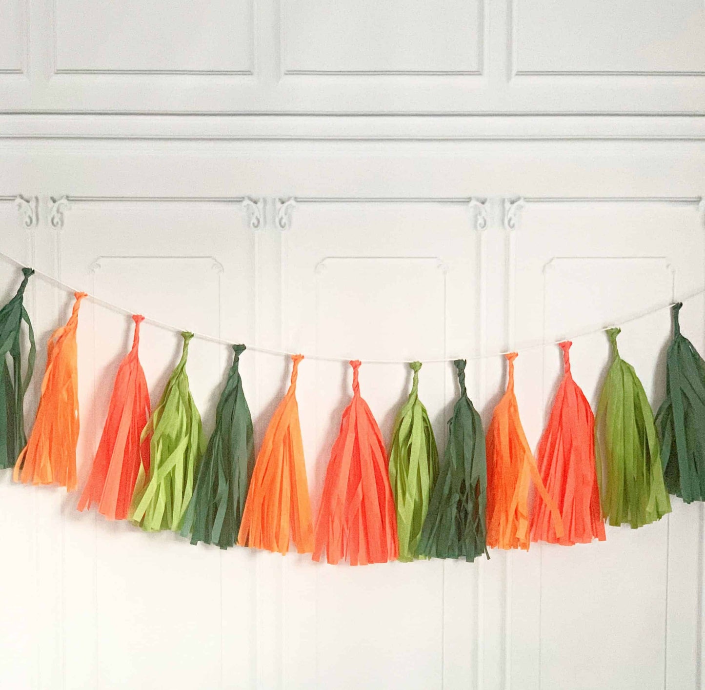 Celebrate your Little Cutie in style with our charming Little Cutie Tassel Banner. This adorable garland is perfect for your baby shower decor and can also be used as a balloon tail for a fun and playful touch.