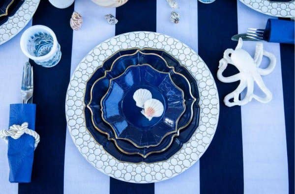Navy Scalloped Dessert Plates | EnFete Party