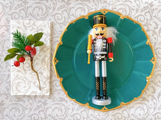 Teal Scalloped Dinner Plates