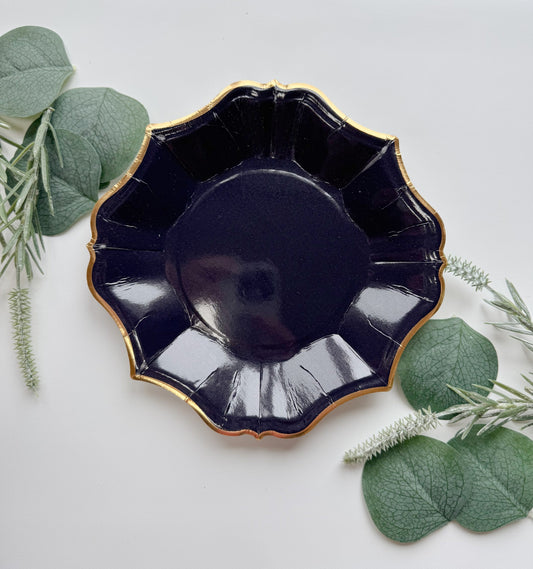 Navy Scalloped Dessert Plates | EnFete Party