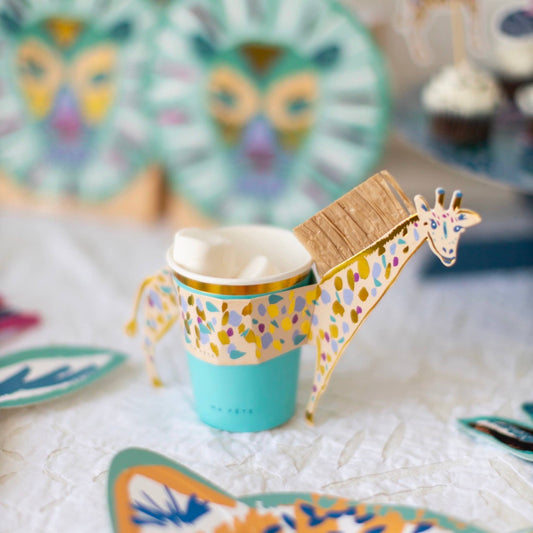 Safari Paper Cups with Giraffe Sleeves | EnFete Party