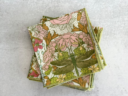 Dragonfly Cloth Napkins Set of 4 - Garden Floral Reusable Napkins 100% Cotton