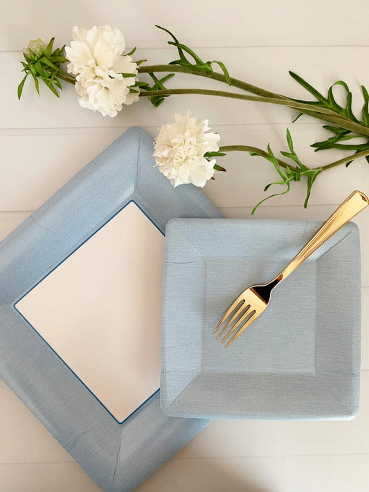 Baby Blue Paper Dinner Plates | EnFete Party