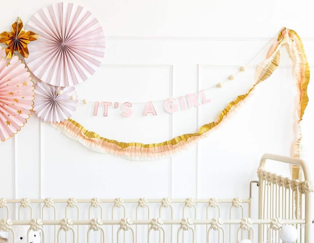 Pink, Cream and Gold Streamers