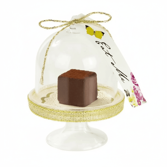 Tiny dessert stand matching original with bigger chocolate