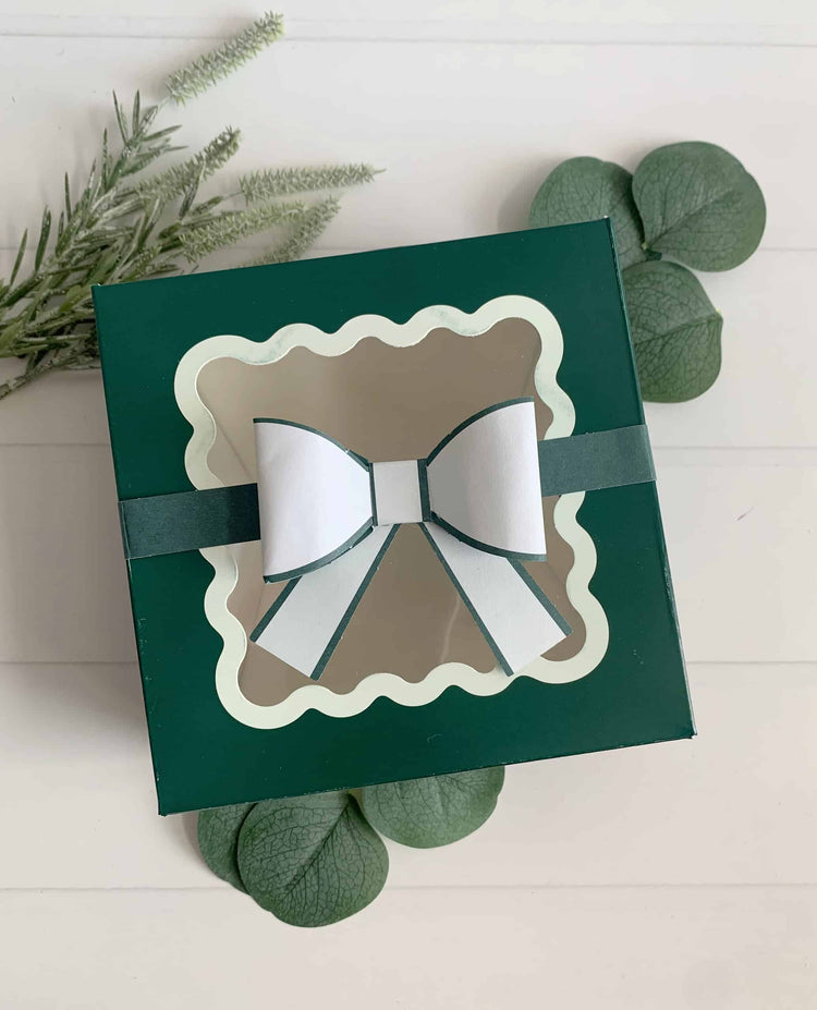 Discover the magic of holiday baking with our Christmas Food Gift Supplies Collection. As the holiday season approaches, it's time to roll up your sleeves, dust off your apron, and embark on a culinary adventure filled with warmth and deliciousness.