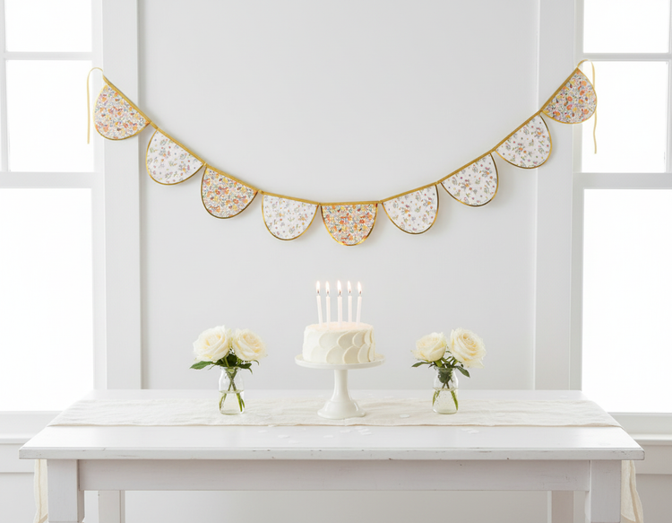 Ditsy Floral Bunting for a Shabby Chic touch to your party decor.