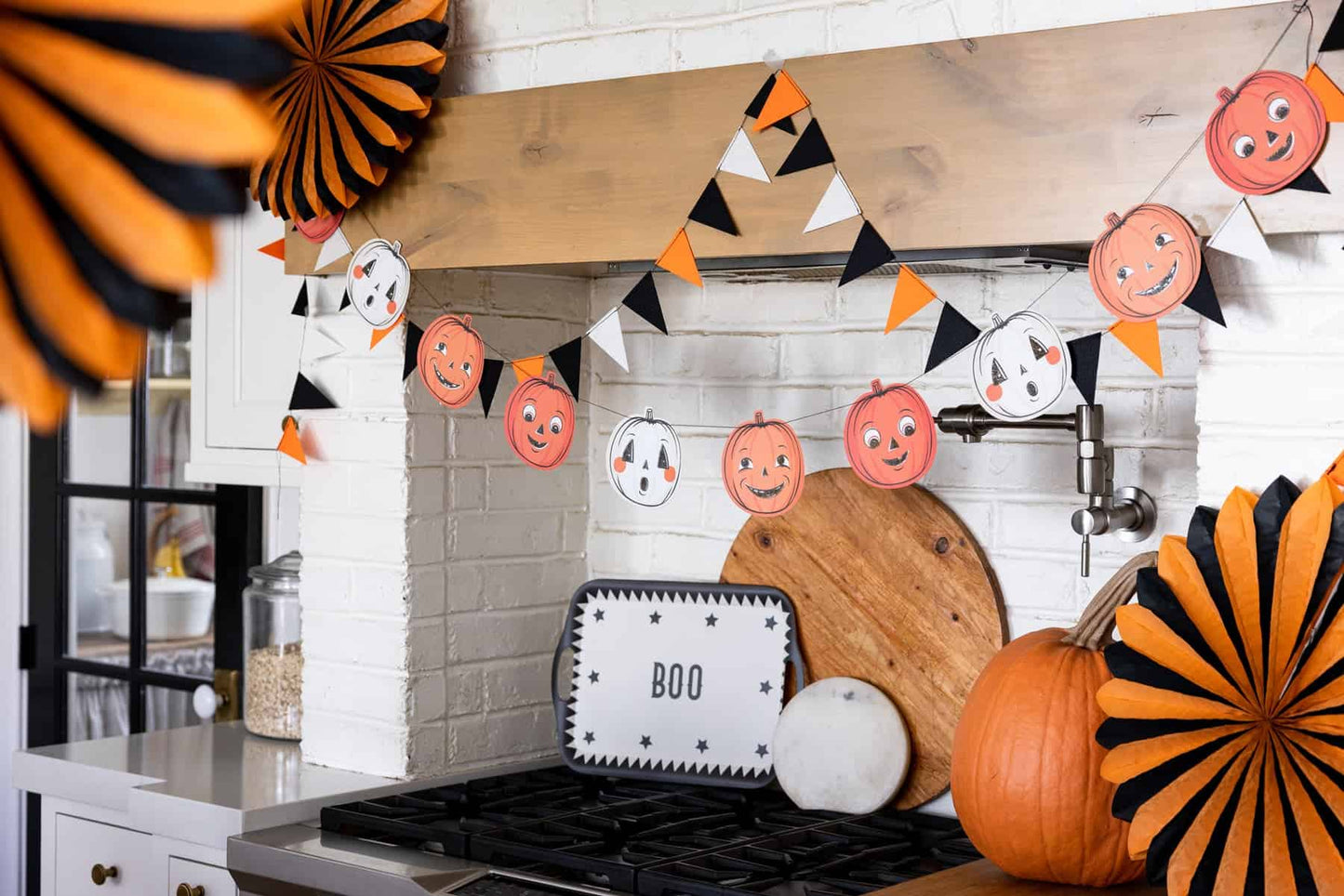 Vintage Halloween Pumpkins and Felt Pennant Banner