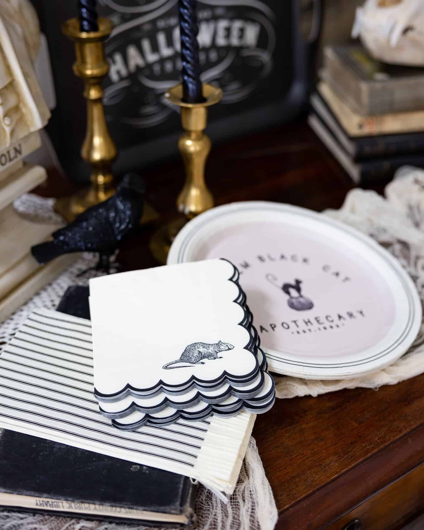 Apothecary Black Cat Plate