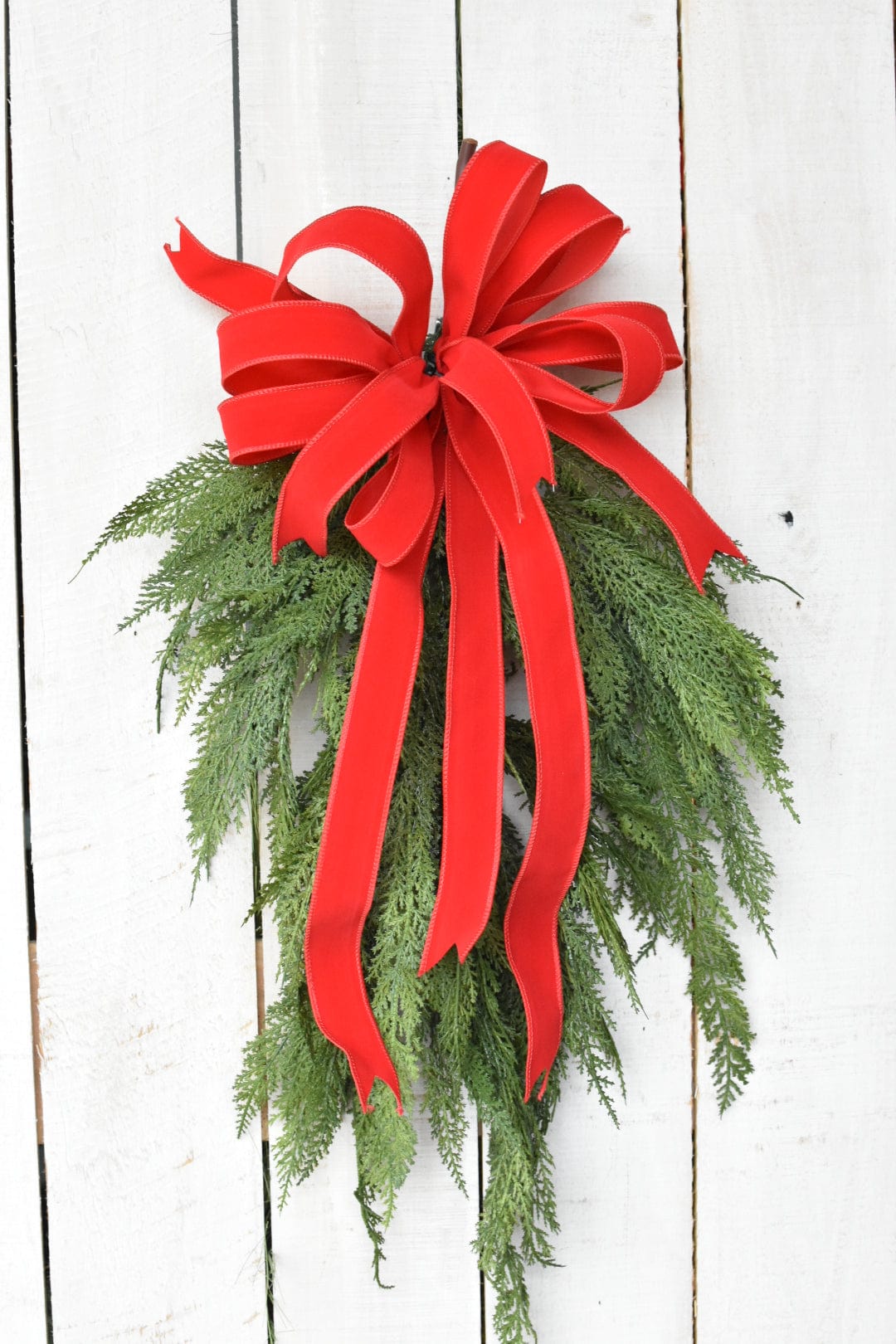 36" Faux Cedar Tear Drop | EnFete Party