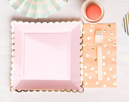 Pink Scalloped 9 Inch Paper Plates
