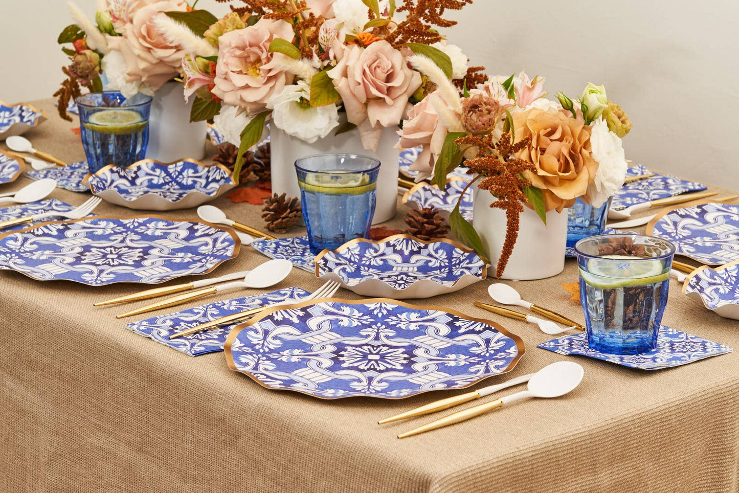 Moroccan Nights Wavy Paper Salad Plate/8pk