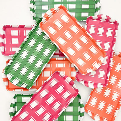 Green Plaid Gingham Melamine Party Tray – 15.25" Reusable Serving Tray for Appetizers