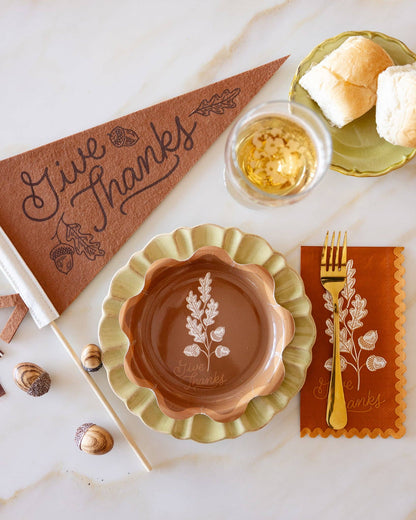 Give Thanks Acorns Orange Dinner Napkins - Scalloped Details