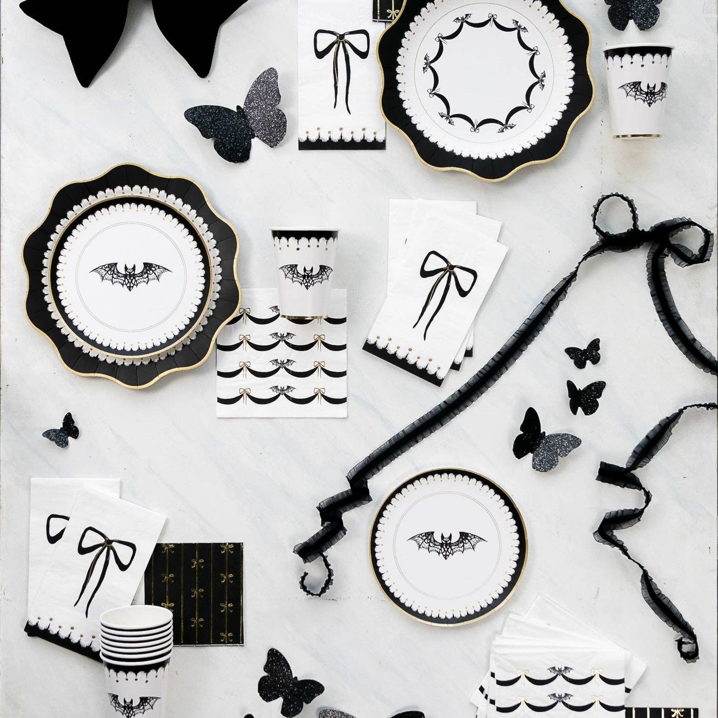 Black with Gold Bow Cocktail Napkins