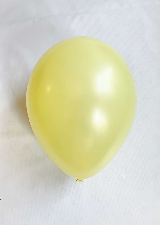 Elevate your event décor with our exquisite Lemon Ice Yellow Balloons, a set of 5 charming 11-inch balloons designed to add warmth and style to any celebration. These balloons are perfect for a variety of occasions, making them ideal for an Amalfi Coast baby shower, a boho-inspired birthday party, or a she found her main squeeze bridal shower.