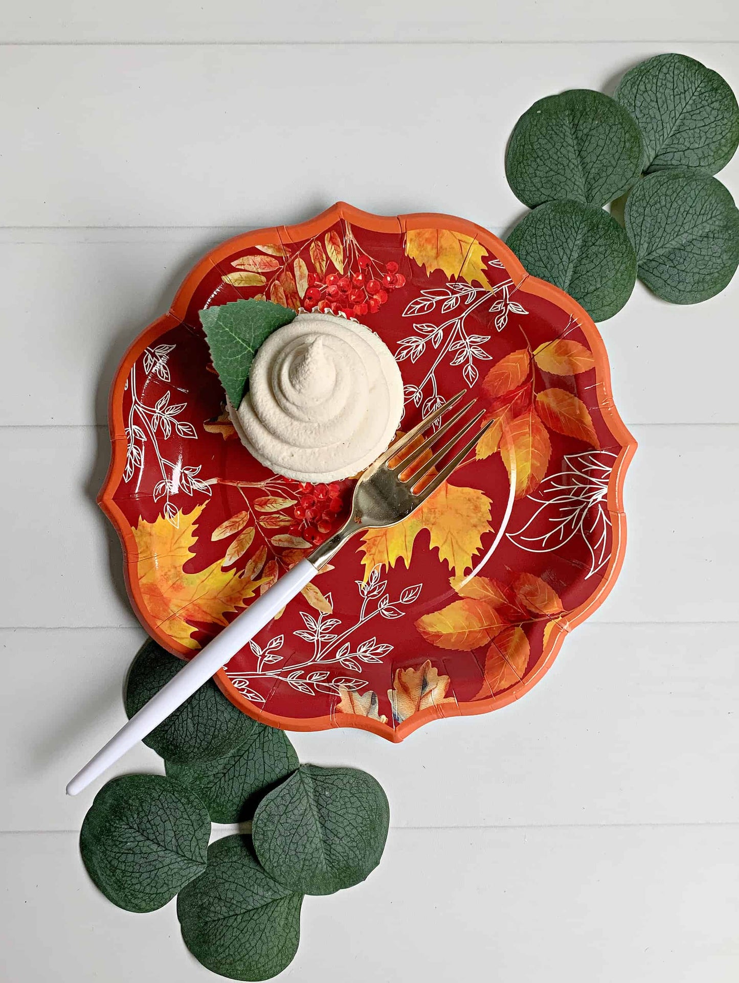 Red & Orange Fall Leaf Salad Plates - Set of 8