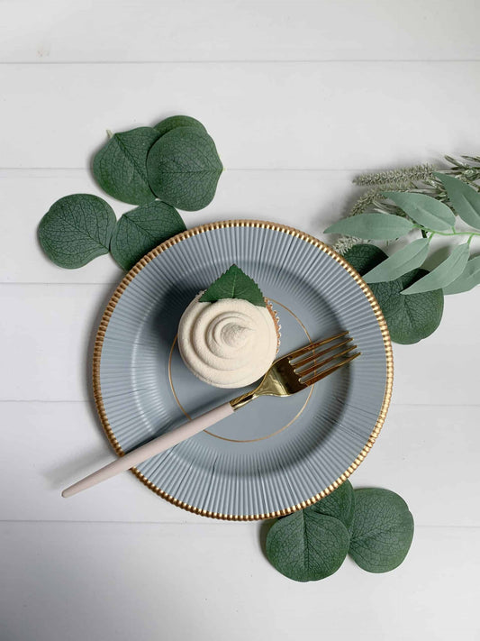 Introducing our elegant Dusty Blue (similar to Wedgewood Blue) Paper Dessert Plates with Gold Details, a perfect combination of sophistication and convenience. These plates are designed to enhance your dining experience and add a touch of glamour to any occasion from baby showers to weddings.