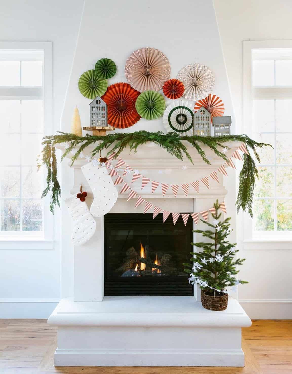 Christmas Decor - Paper Fan Display