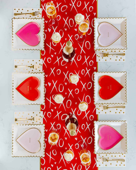 XOXO Valentine Table Runner