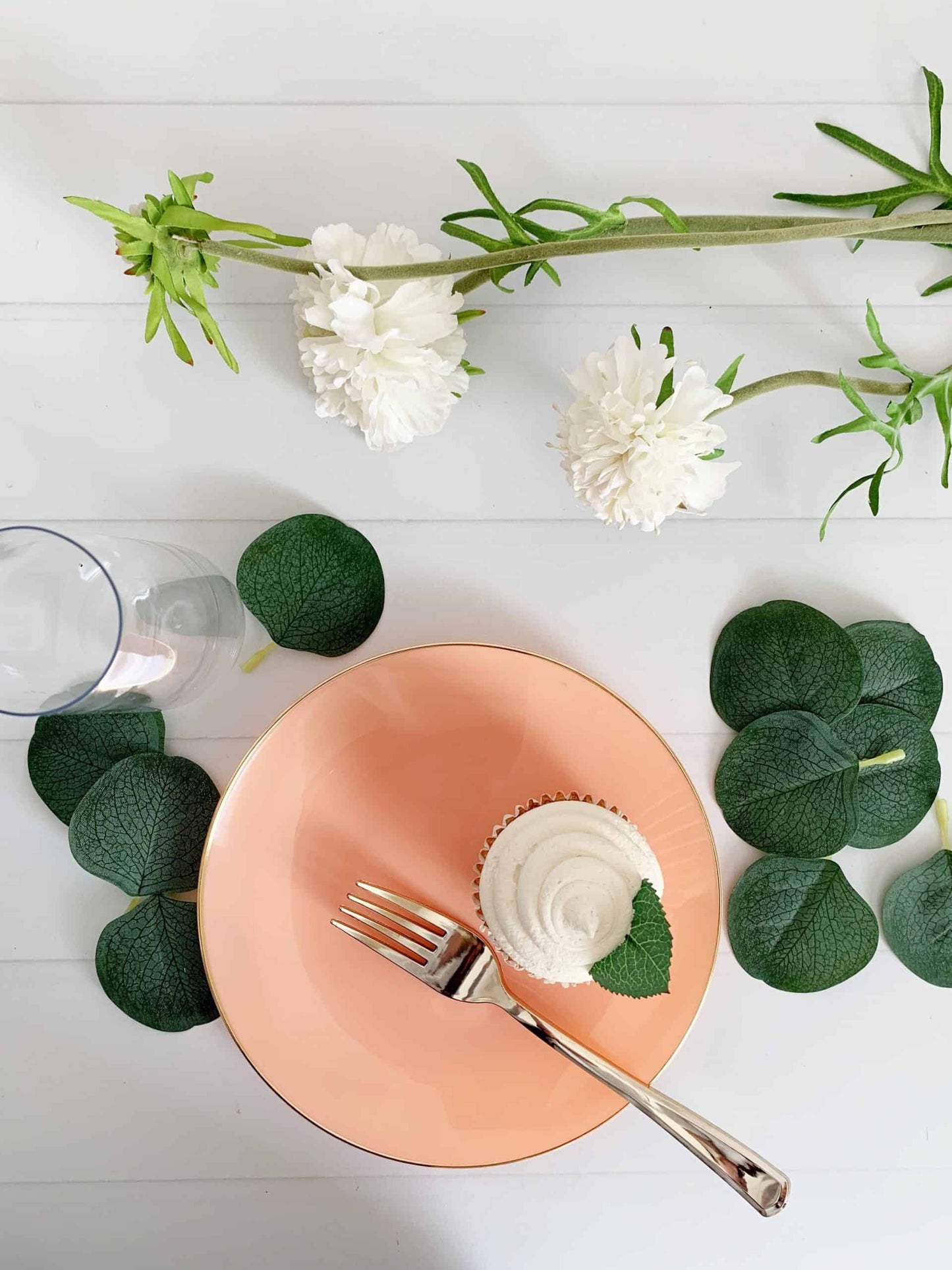 Peach  Dessert Plates - Plastic