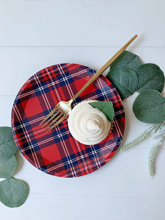 Add a touch of sophistication to your next celebration with our Tartan Plaid Dessert Plates. Perfect for a Cozy Cabins and Cocktails Bachelorette or a winter-themed event. #TartanPlaid #WinterWonderland #Bachelorette