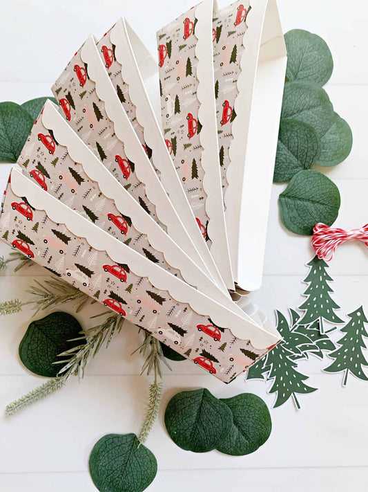 Christmas Trees on Cars Paper Loaf Pan Set