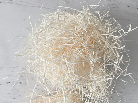 1.5 OZ Bag (Medium) Ivory Fine Cut Shredded Paper