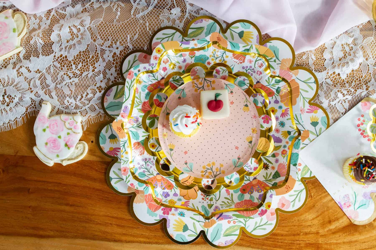 Round Tea Party Paper Placemats