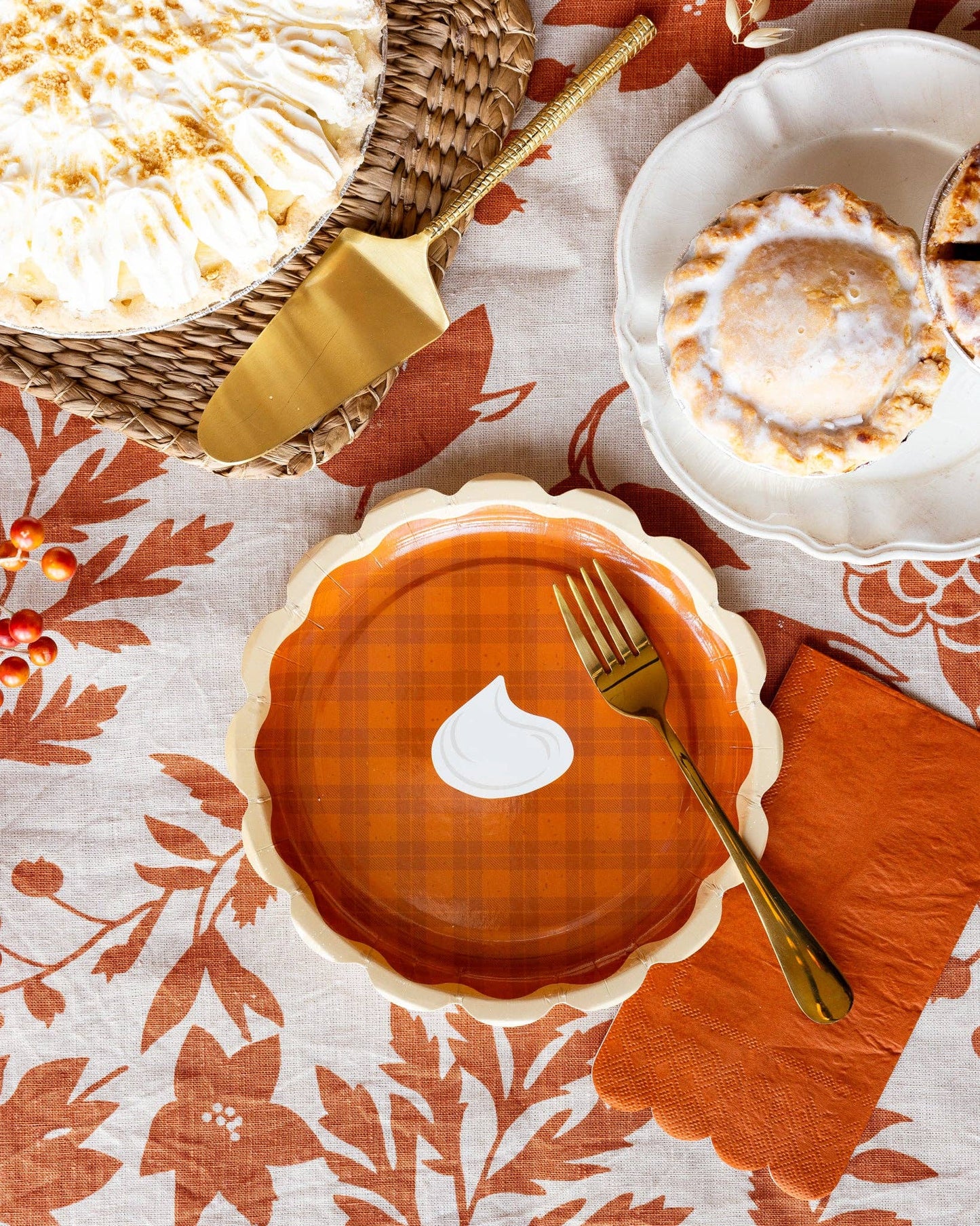 Plaid Pumpkin Pie Shaped Paper Plates - Thanksgiving Dessert Tableware (8 Pack)