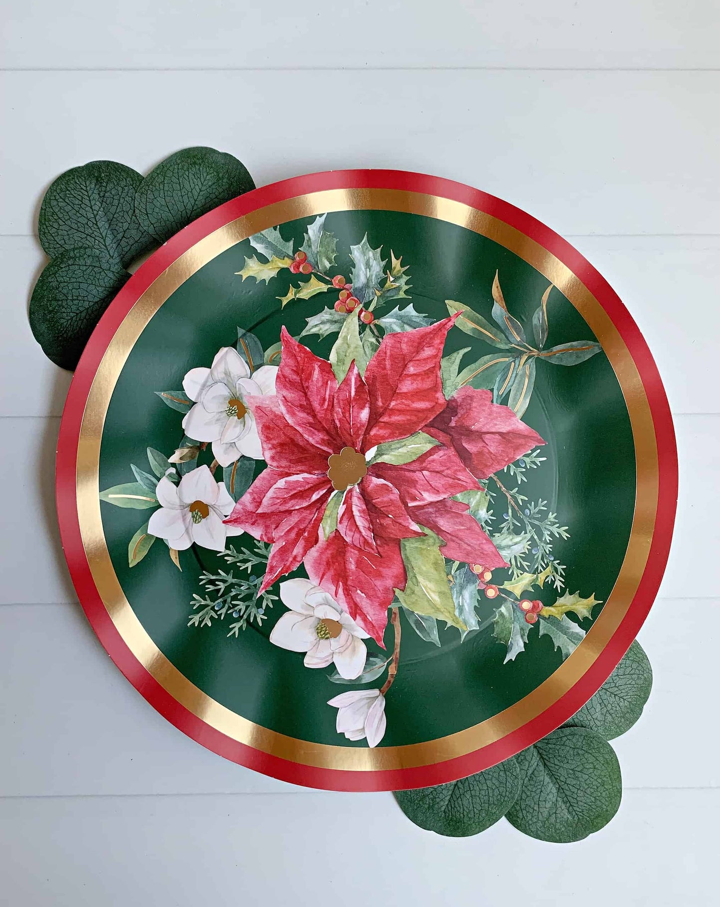 Emerald Green Wavy Dinner Plates with Poinsettia Floral - 8 Pack