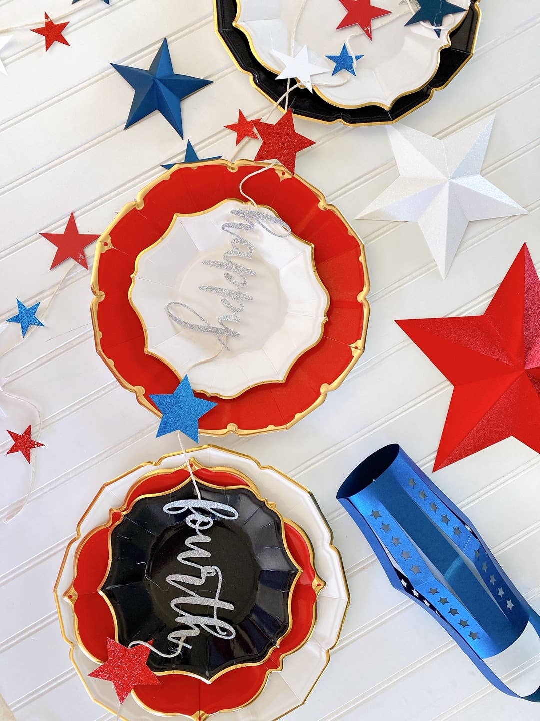 Red Scalloped Dessert Plates