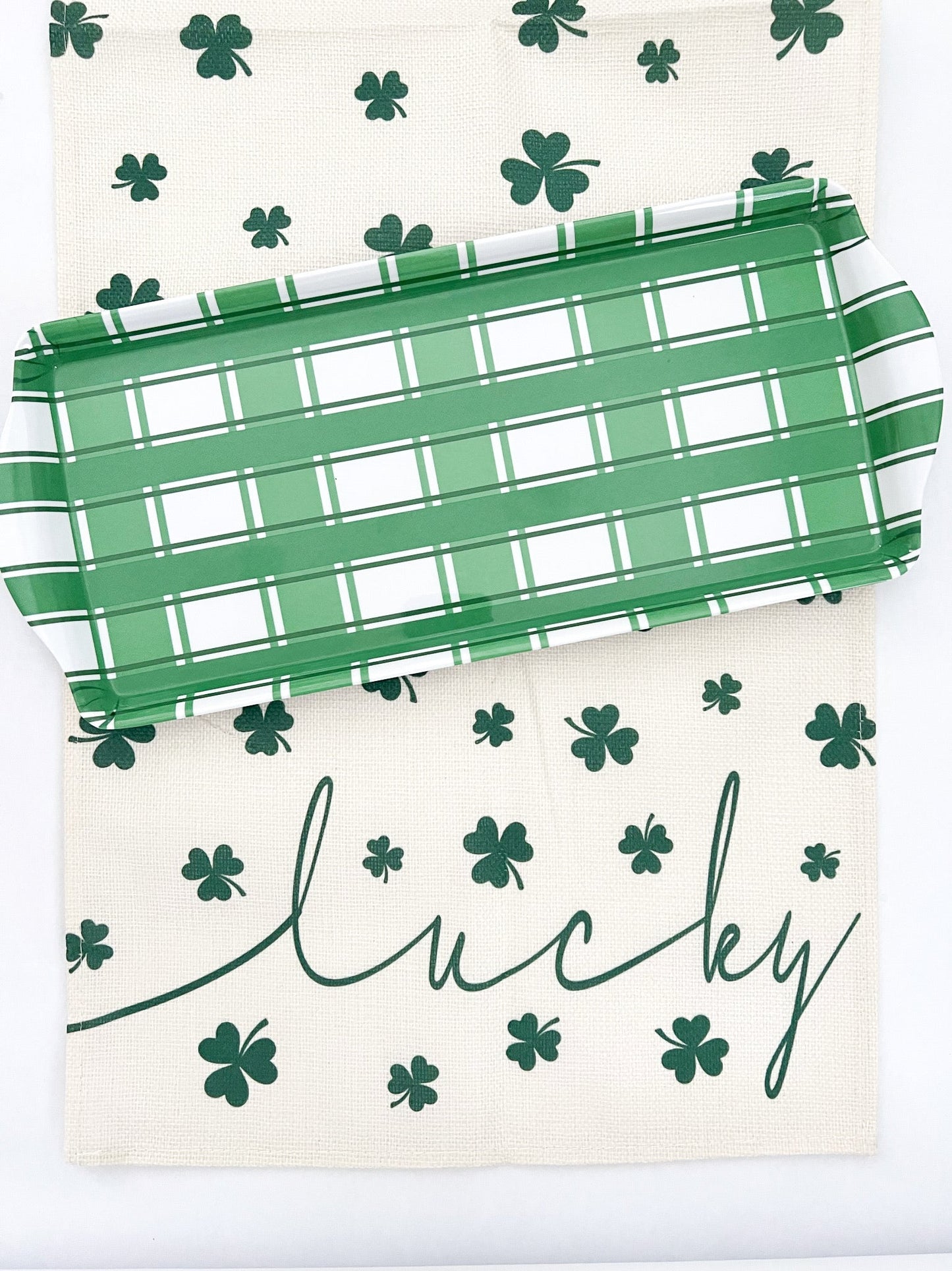 Green Plaid Gingham Melamine Party Tray – 15.25" Reusable Serving Tray for Appetizers