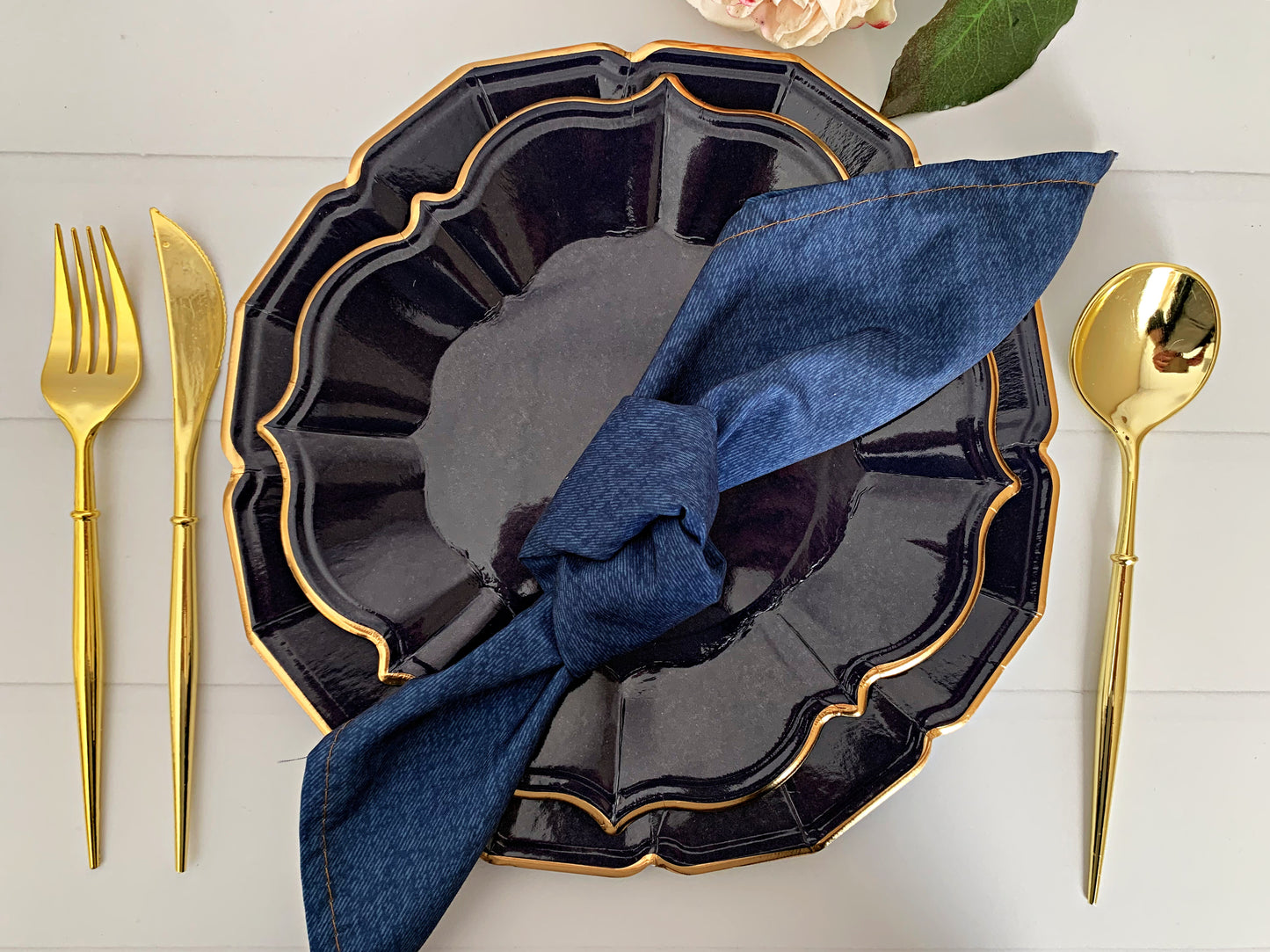 Navy Scalloped Dinner Plates