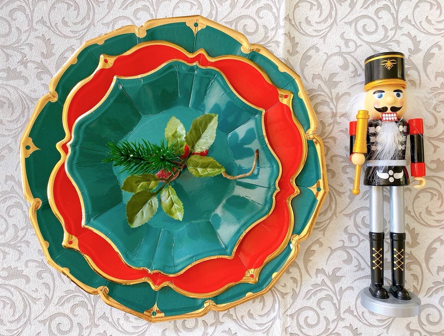 Teal Scalloped Dessert Plates : set of 8