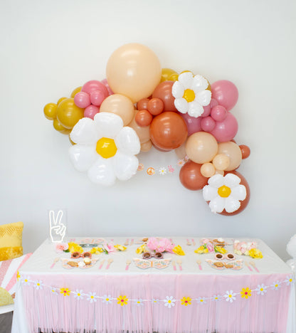 Baby in Bloom - Groovy Daisy Balloons