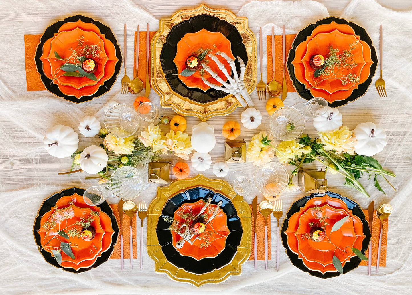 Terracotta Scalloped Dessert Plates