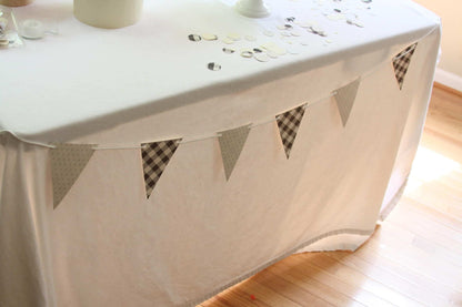 Buffalo Check Banner