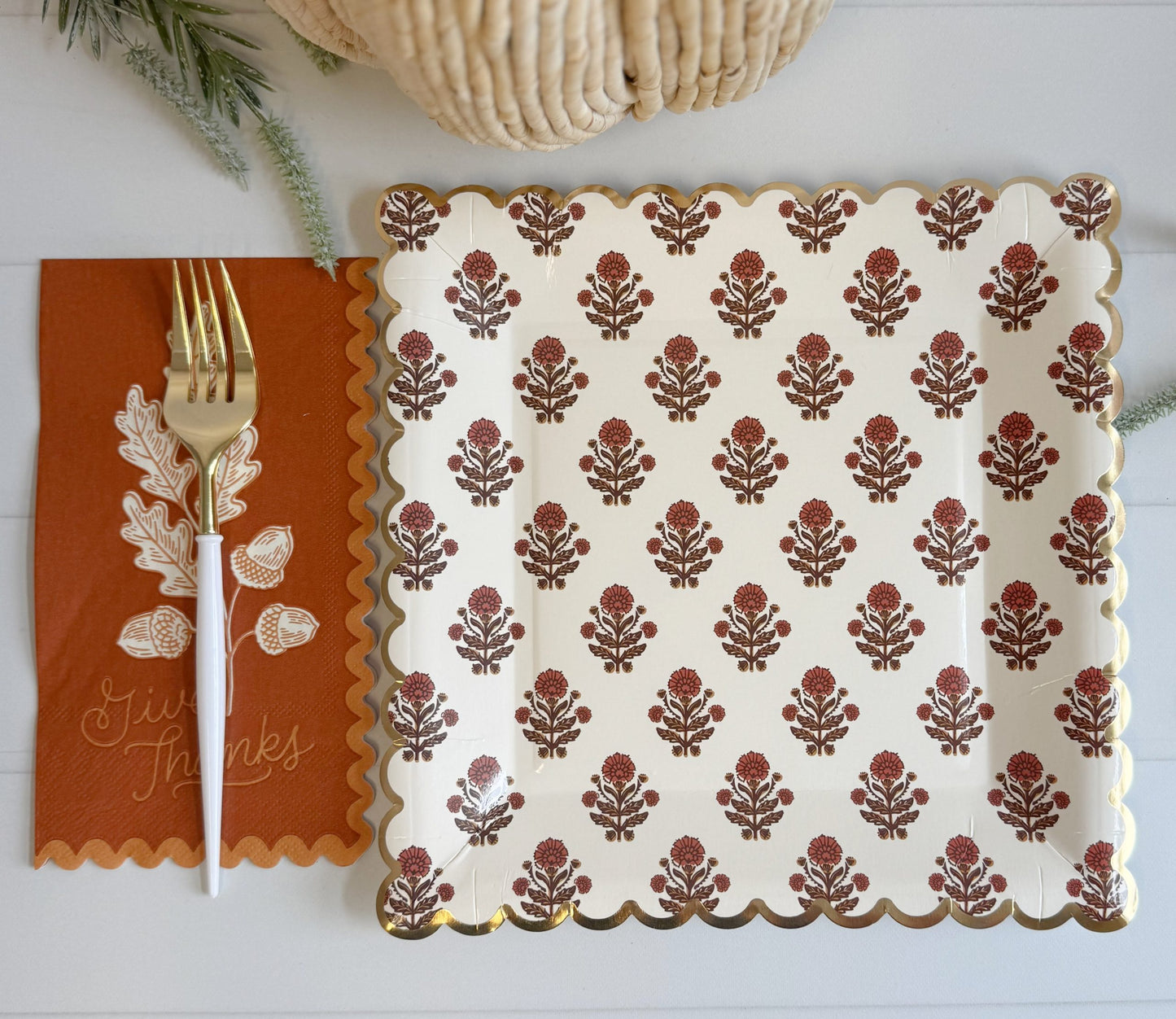 Give Thanks Floral Paper Plates - Charming Farmhouse Autumn Entertaining (8 Pack)