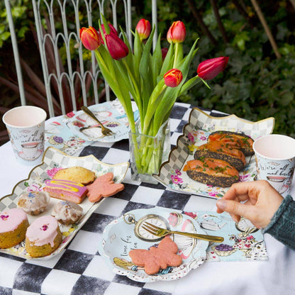 Alice in Wonderland Paper Plates