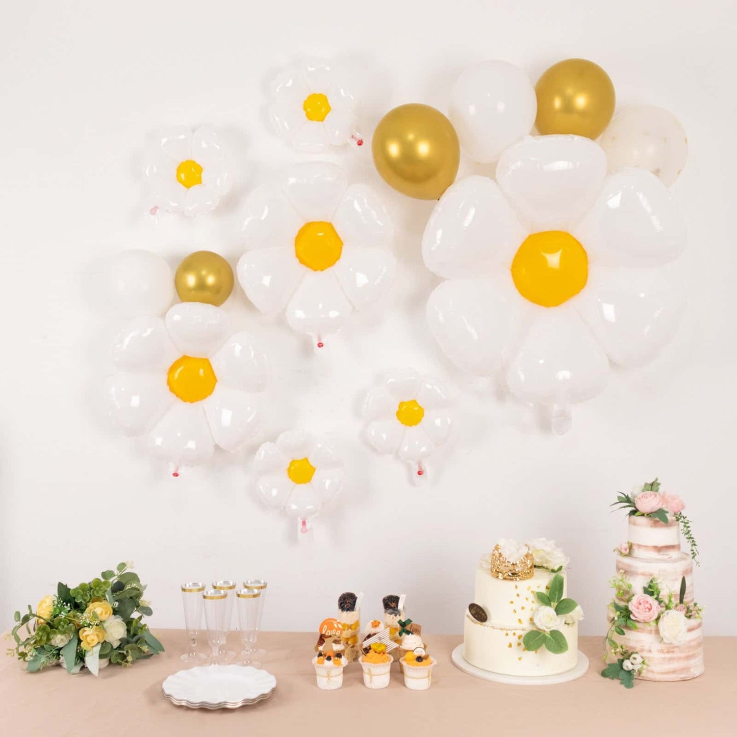 White Daisy Baby Shower Balloon Set