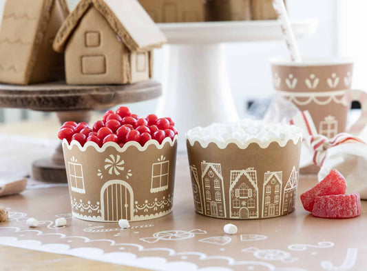 Jumbo Gingerbread Baking and Charcuterie Cups