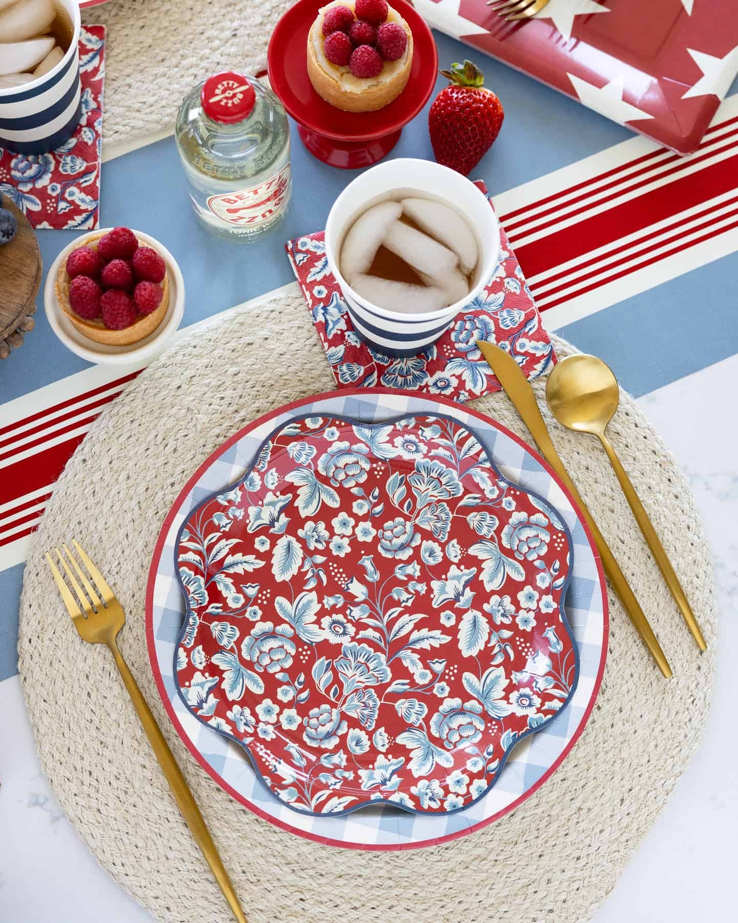 Hamptons Blue Gingham Plates