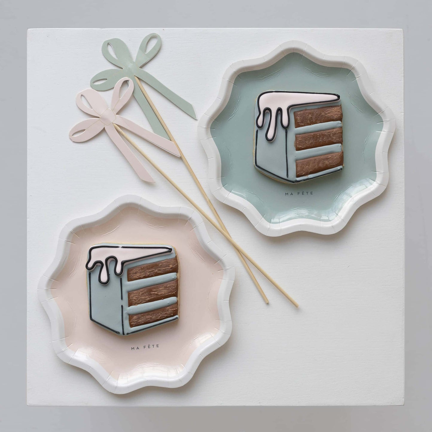 Tying the Knot Bow Cake Toppers Set