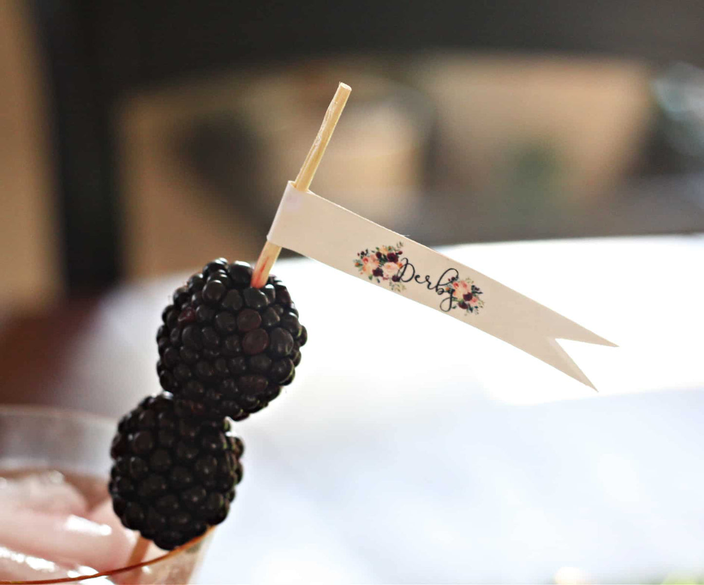 Derby cocktail pick or hoagie pick