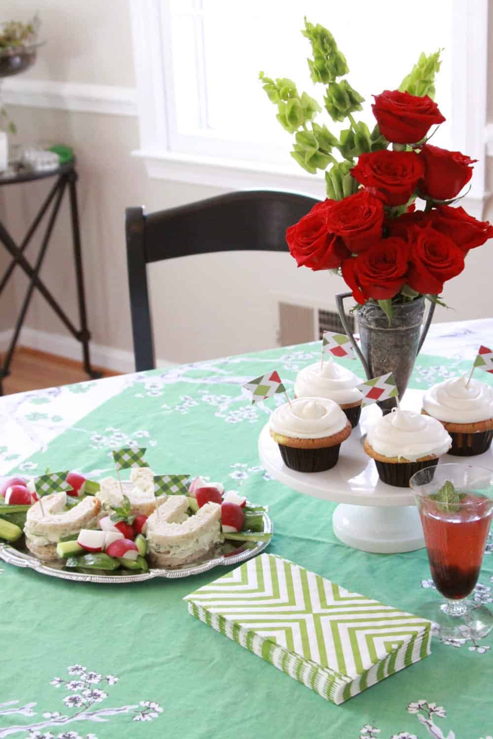 Derby Party - Green Gingham Cupcake Toppers