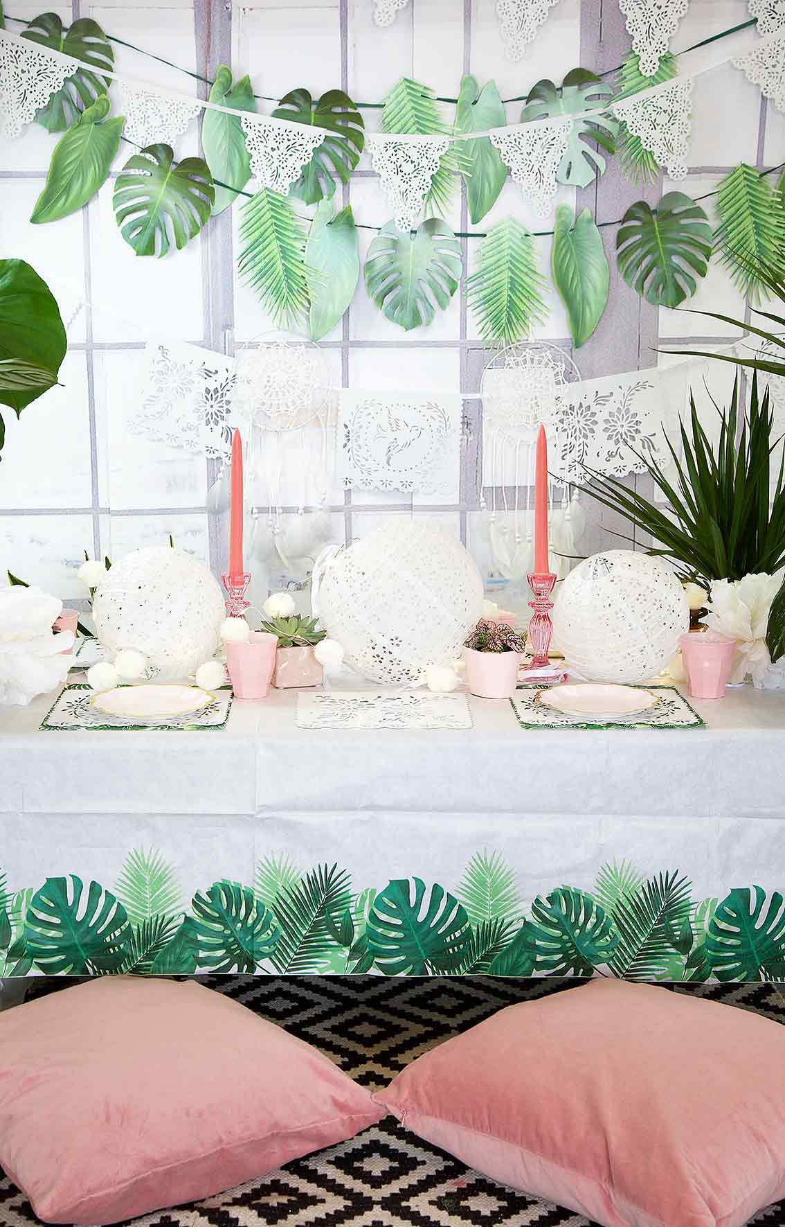 Monstera and Palm Leaf Tropical Garland