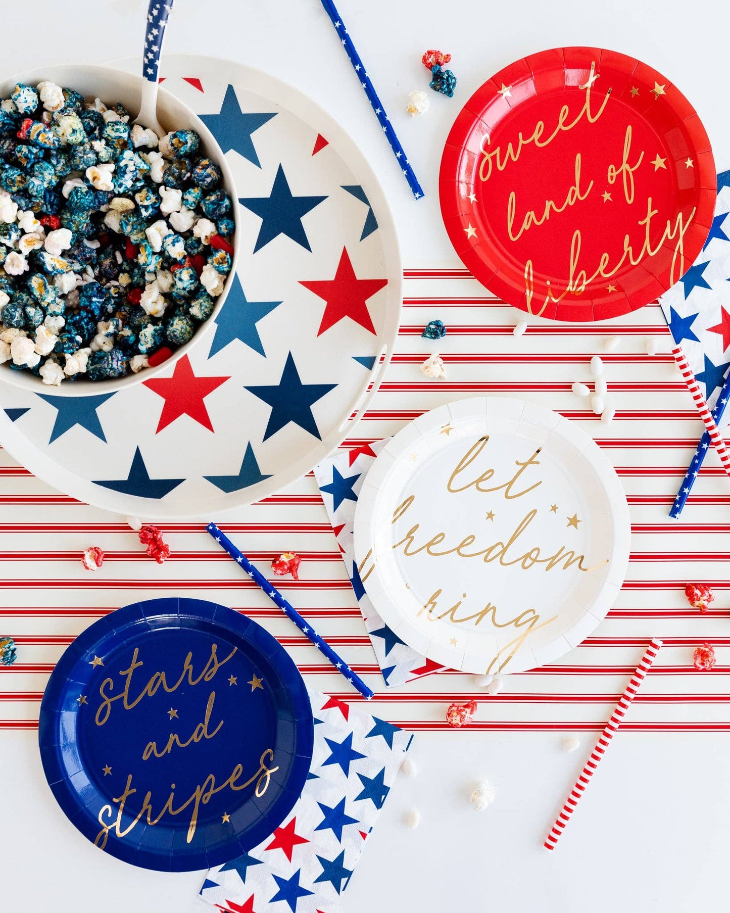 Americana Script Paper Plate Set